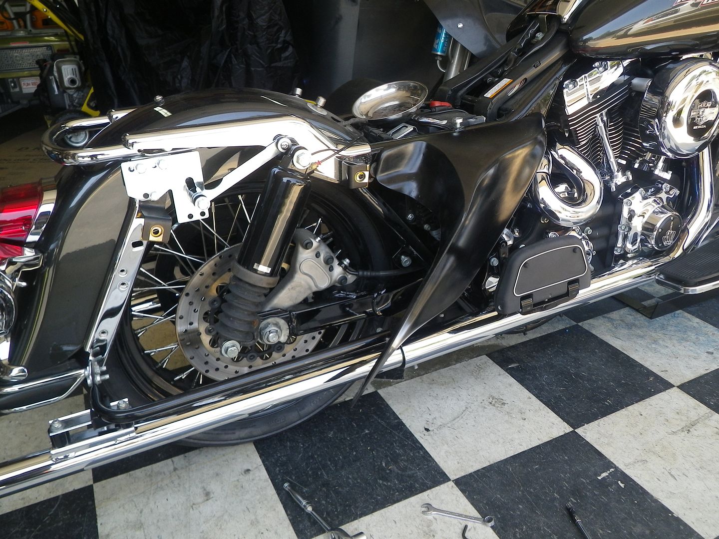 21" wheels on road king ?? Page 4 Harley Davidson Forums